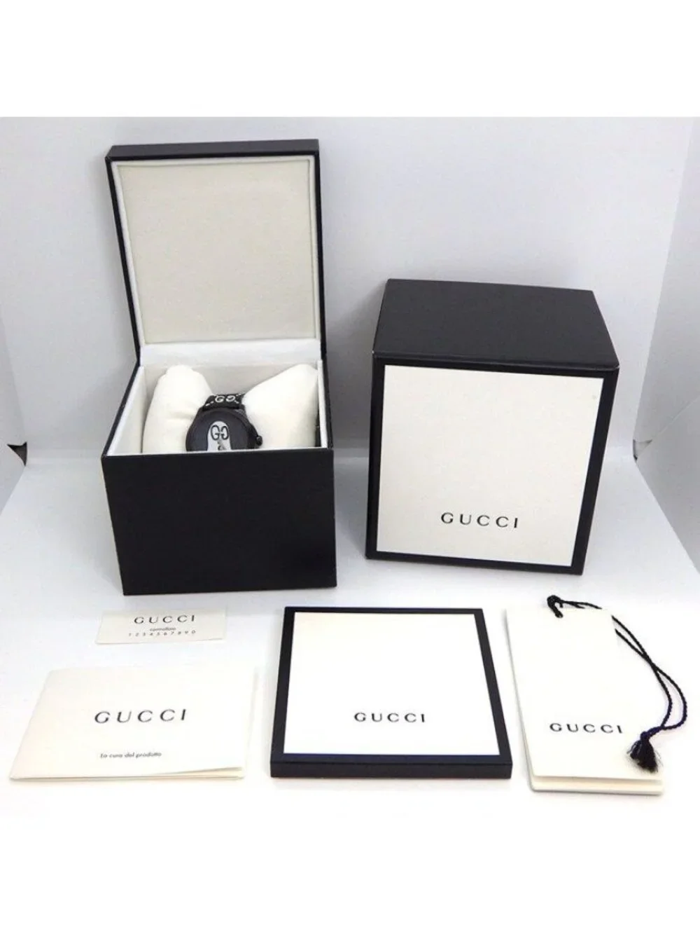 Gucci Watch Timeless 126.4 Ghost Limited